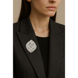 Celestine Collar Broş